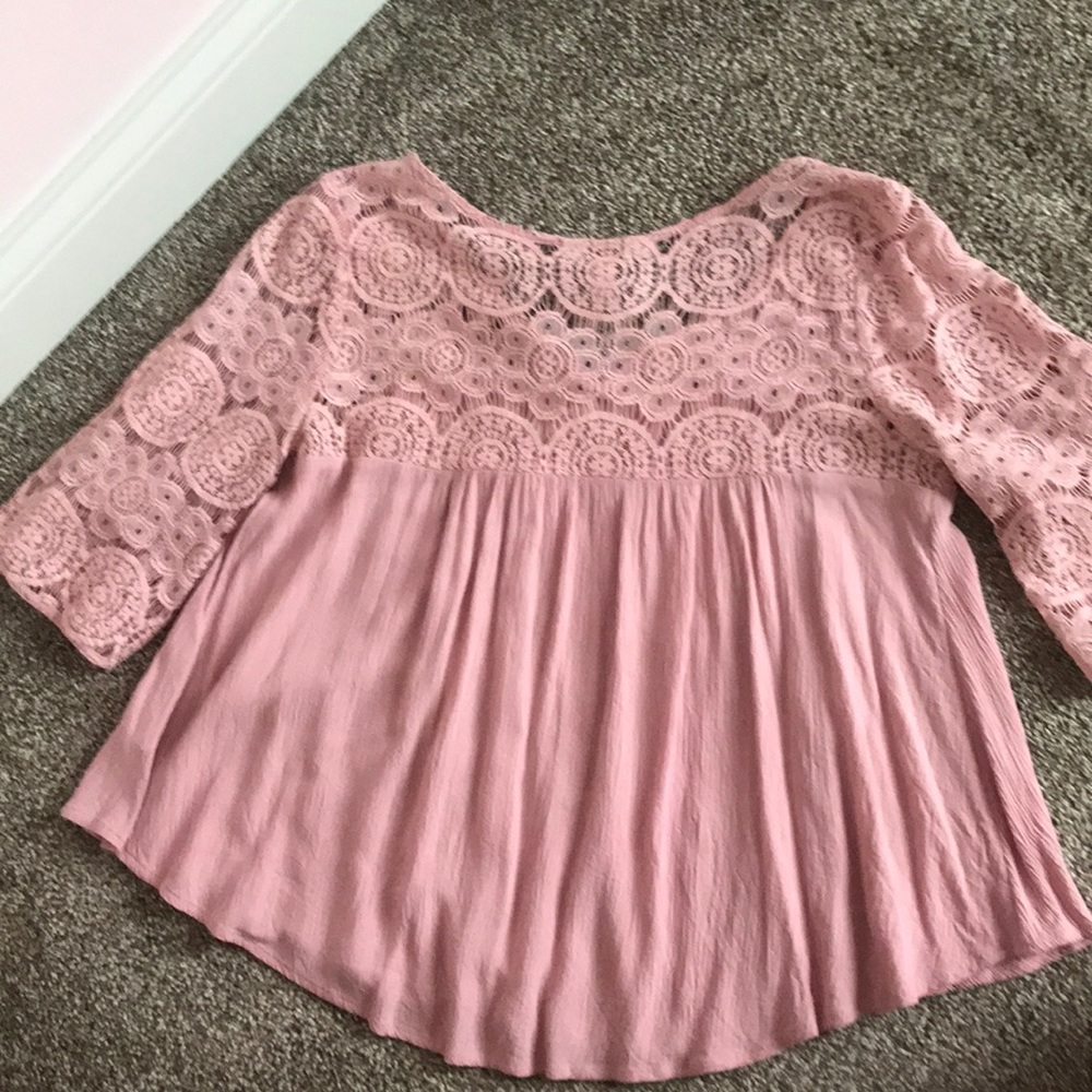 Top - Picture 2 of 3